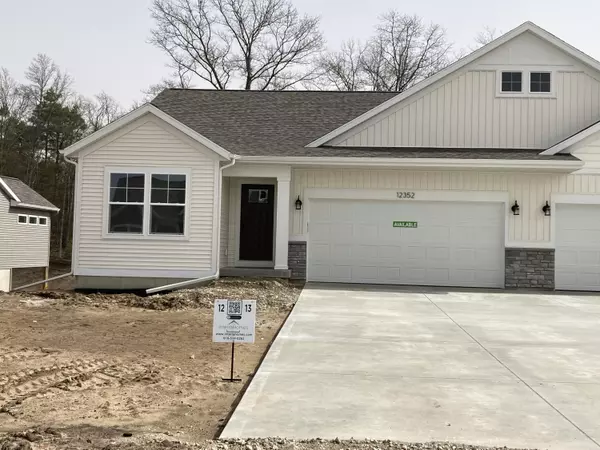 12352 Hawley Drive #12,  Grand Haven,  MI 49417