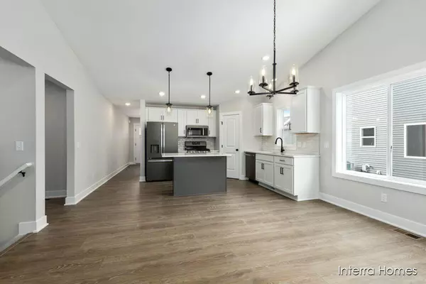 Grand Haven, MI 49417,12352 Hawley Drive #12