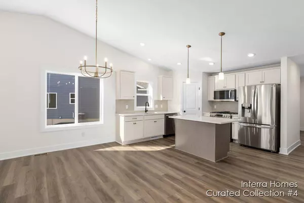 Grand Haven, MI 49417,12350 Hawley Drive #13