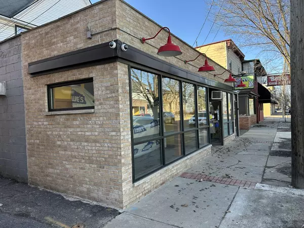 Kalamazoo, MI 49008,824 S Westnedge Avenue