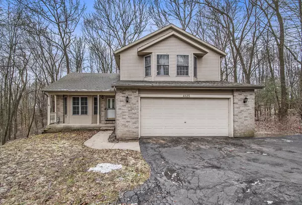 4125 Thornapple Hills Drive, Middleville, MI 49333