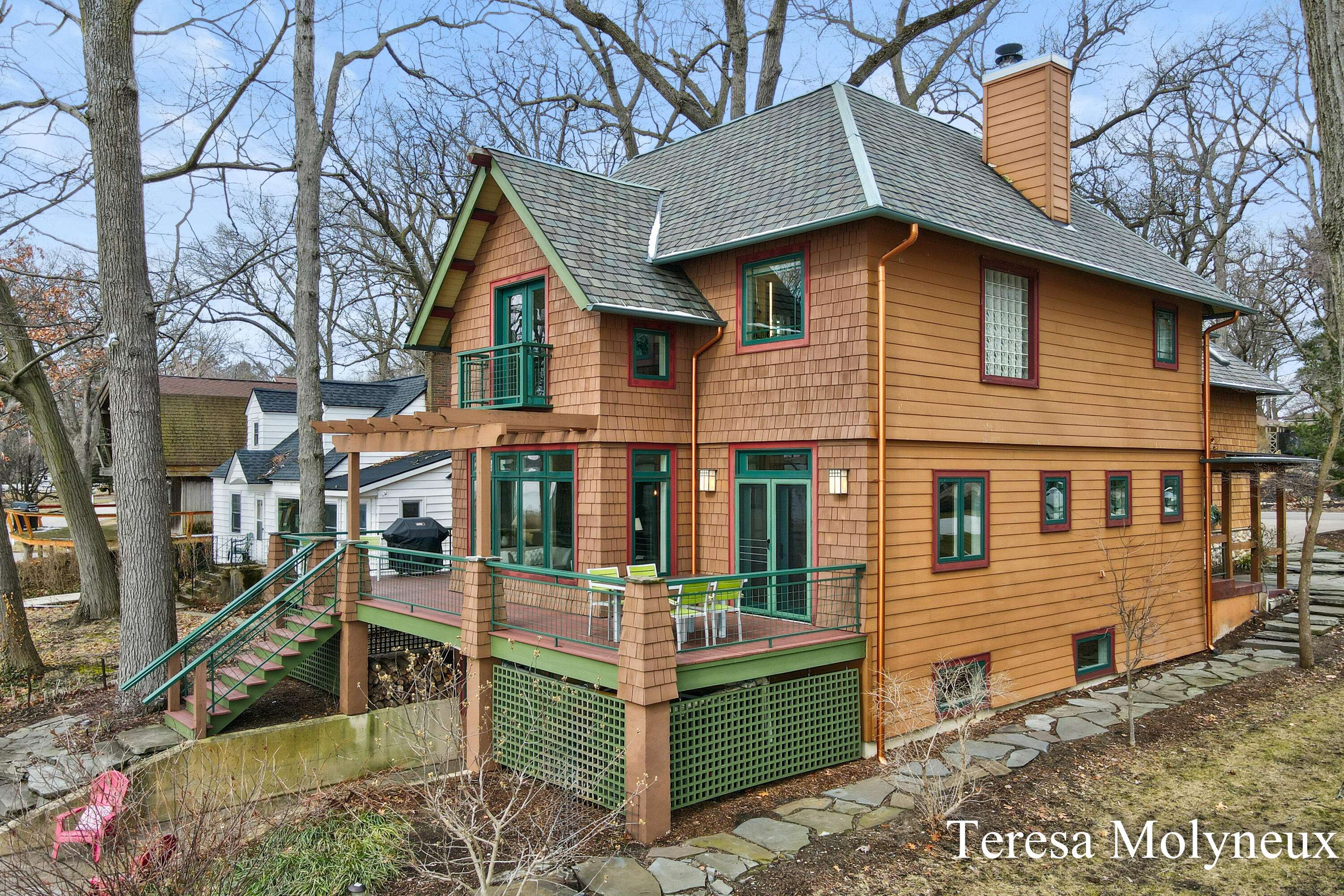 Holland, MI 49424,628 Lawn Avenue