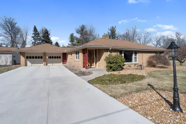 Hanover, MI 49241,306 E Main