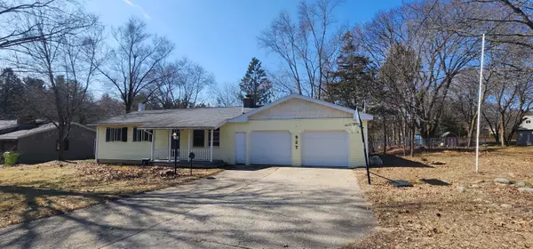 Greenville, MI 48838,927 S Baldwin Street