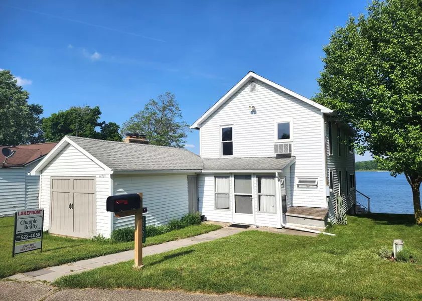 11201 Pennock Lane, Delton, MI 49046
