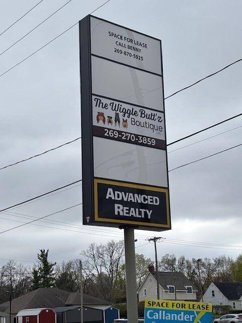 Kalamazoo, MI 49008,3735 S Westnedge Avenue
