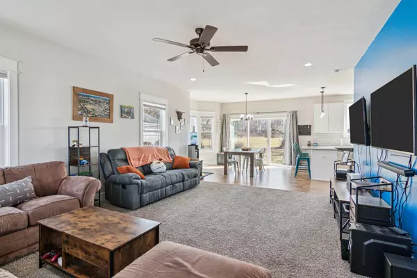 Spring Arbor, MI 49283,68 Dickens Street