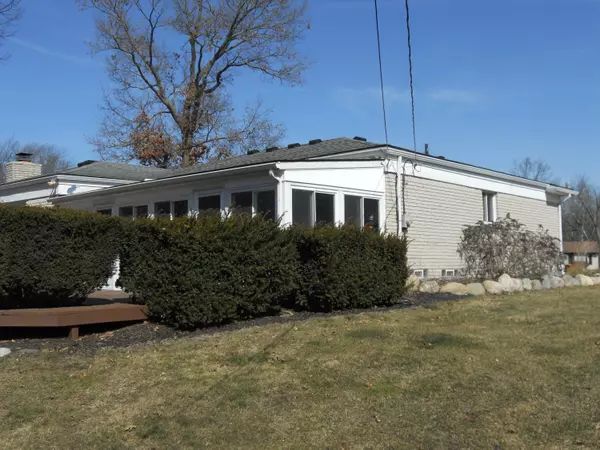 Waterford, MI 48327,7769 Pleasant Manor Drive