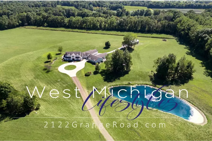 2122 Grange Road, Buchanan, MI 49107