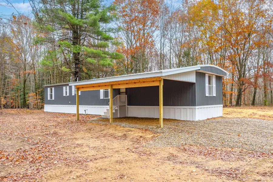 50760 8th Avenue, Grand Junction, MI 49056