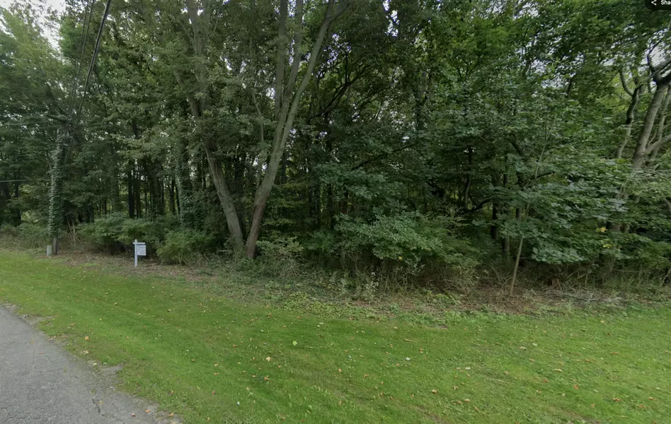 166 St Peters Drive #2, Douglas, MI 49406