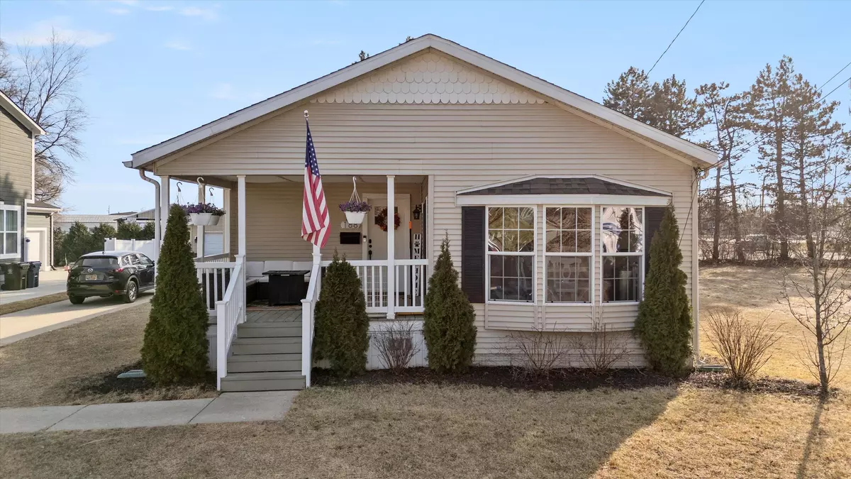 Plymouth, MI 48170,188 E Ann Arbor Trail