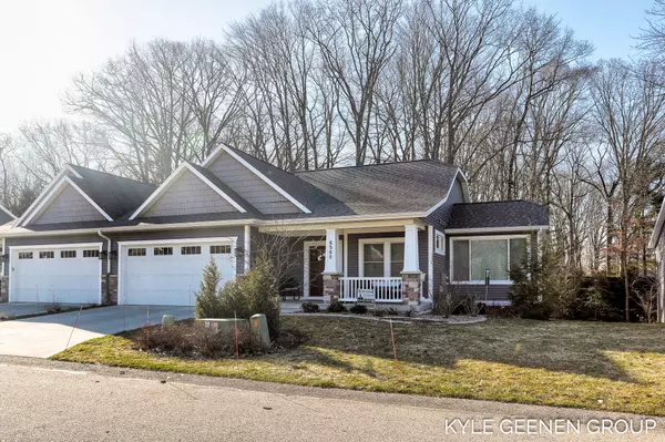 6560 Old Singapore Trail #6, Saugatuck, MI 49453
