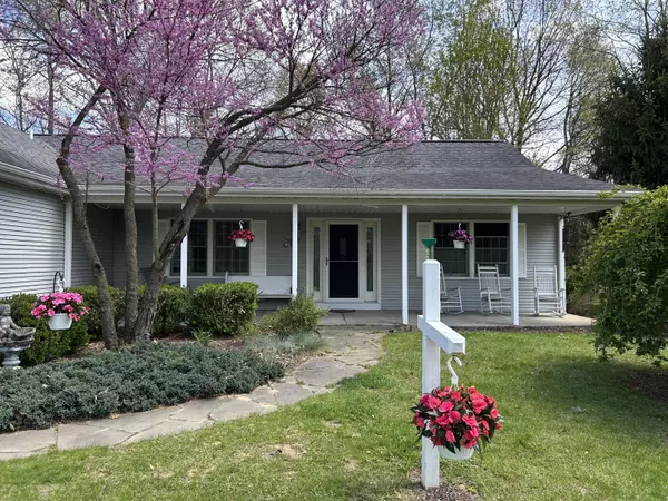 Lawrence, MI 49064,70255 51st Street