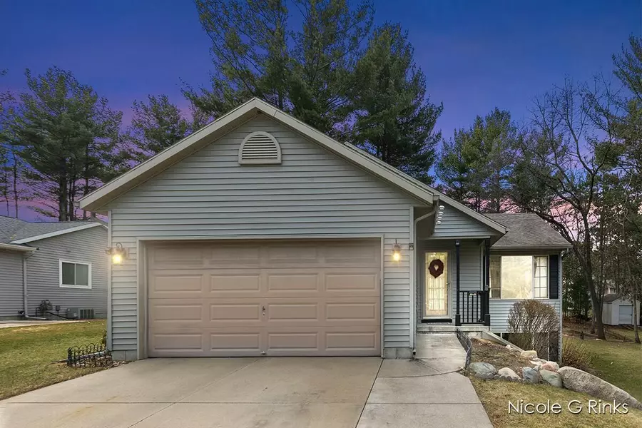 7320 High Timber Drive, Greenville, MI 48838