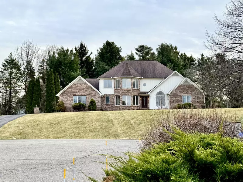 6517 Mountview Court, Brighton, MI 48116