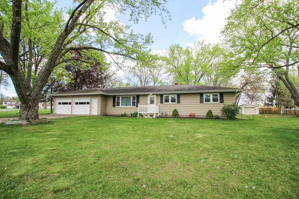 1133 Blossom Drive, Three Rivers, MI 49093