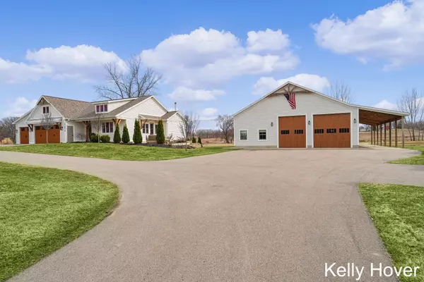 484 8th SW Avenue, Byron Center, MI 49315