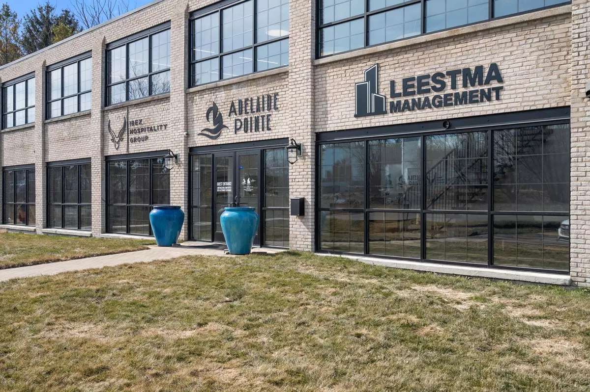 Muskegon, MI 49441,1204 W Western Avenue ##5