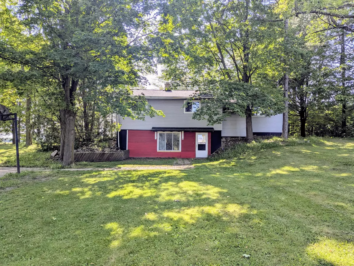 Pittsford, MI 49271,9300 E Beecher Road
