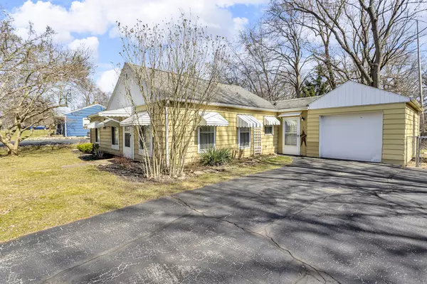 Jackson, MI 49203,851 Springcrest Boulevard