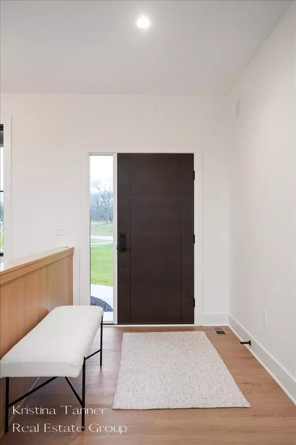 Ada, MI 49301,742 Honey Creek