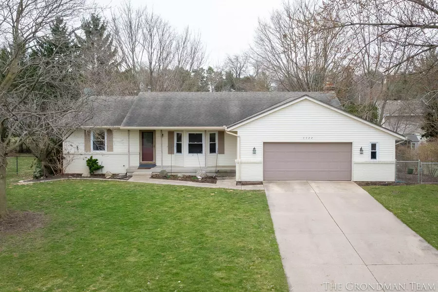 3322 Meadow Glen Drive, Hudsonville, MI 49426
