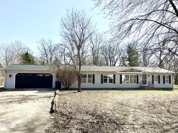 Dowagiac, MI 49047,50005 Circle Drive