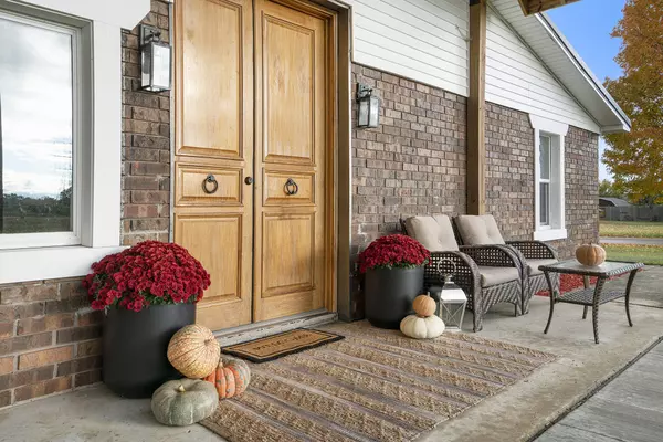 Edwardsburg, MI 49112,71599 State Line Road