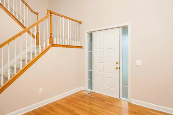 Ann Arbor, MI 48103,1609 Abigail Way