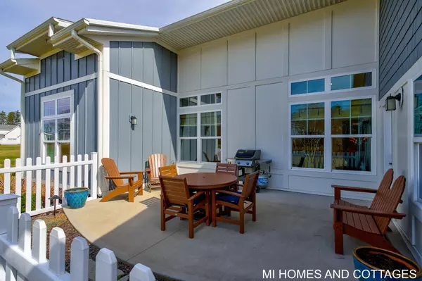 Holland, MI 49424,170 Prairie View Court