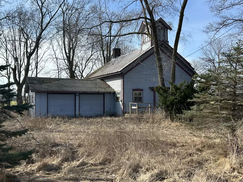 11531 W Howard City Edmore, Lakeview, MI 48850