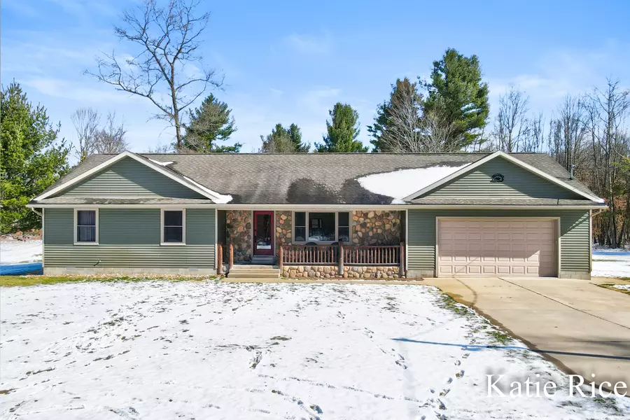 3856 E Tyler Road, Twin Lake, MI 49457
