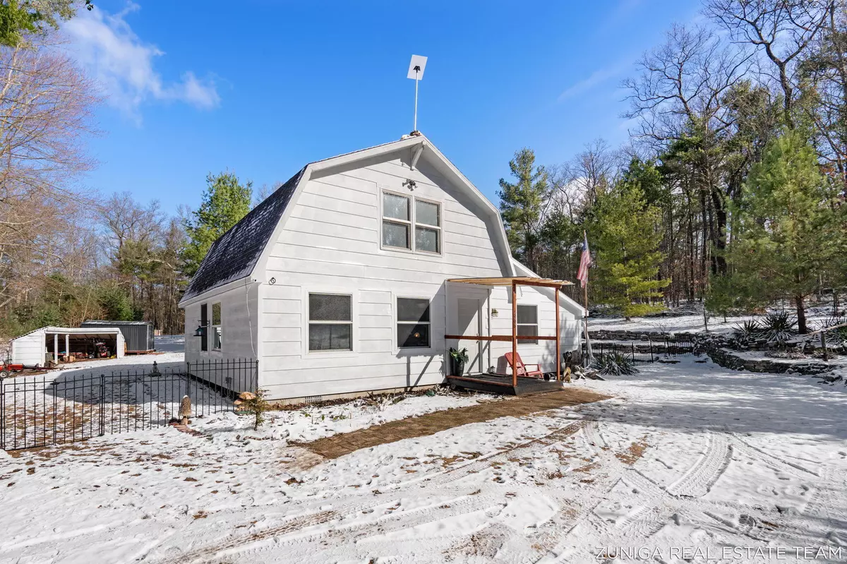 Holton, MI 49425,1866 Fir Avenue