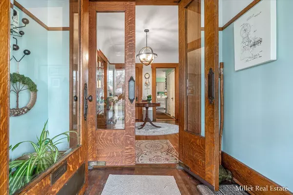 Hastings, MI 49058,526 W Green Street