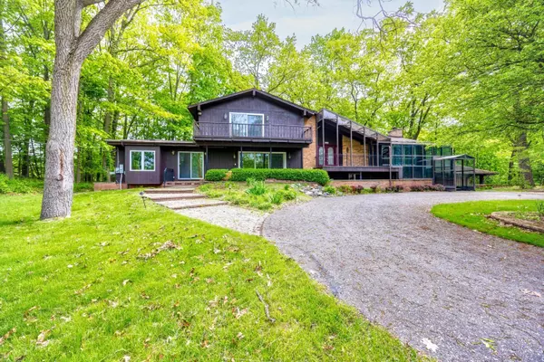 4710 Cove Road, West Bloomfield, MI 48323