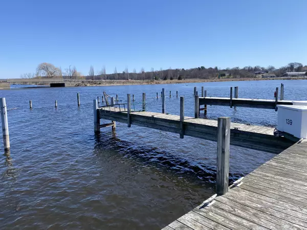 Montague, MI 49437,8572 Ellenwood Drive #Dock A Slip 139
