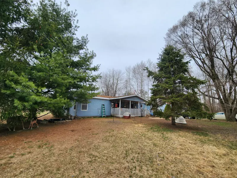 8645 Alpine NW Avenue, Sparta, MI 49345