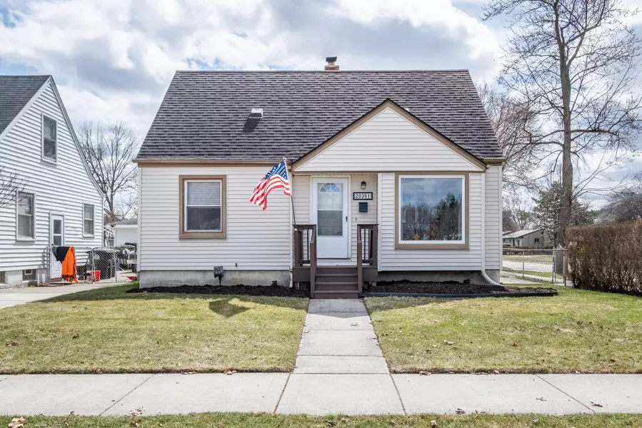 20351 Champaign Street, Taylor, MI 48180