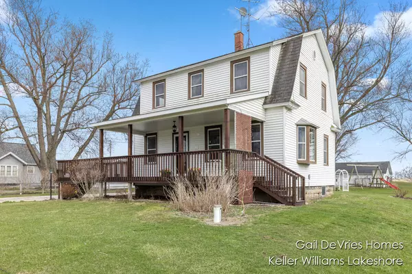 Holland, MI 49423,4123 Fillmore Road