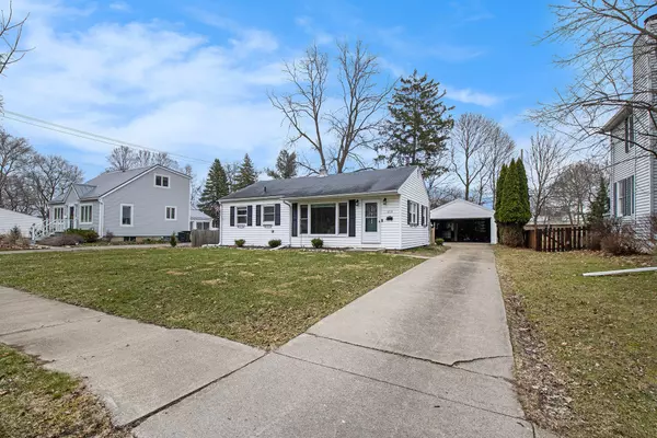 Chelsea, MI 48118,615 Flanders Street