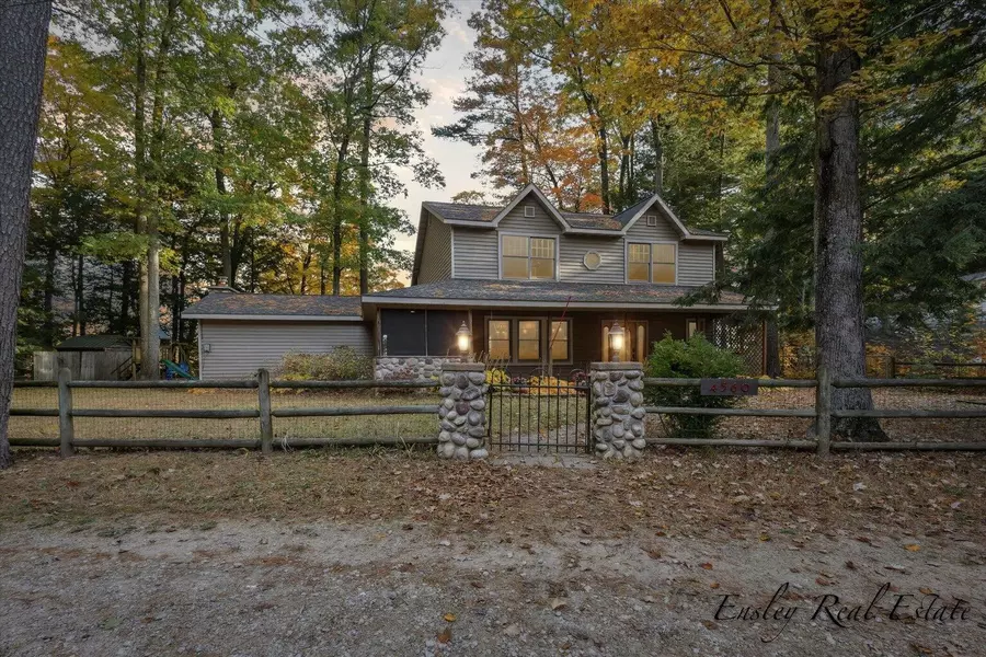 3176 St Andrews Drive, Mount Pleasant, MI 48858