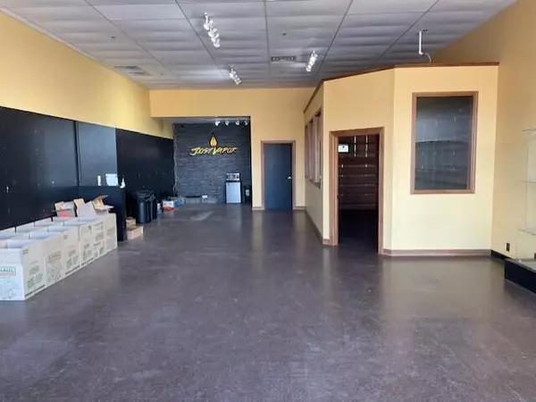 Holland, MI 49424,3006 West Shore Drive #30