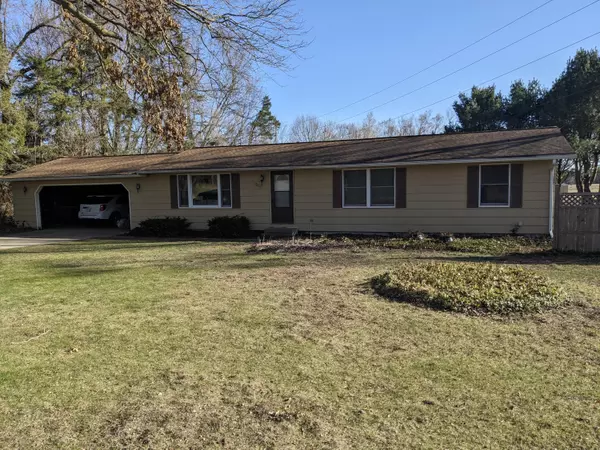 Fennville, MI 49408,5856 124th Avenue