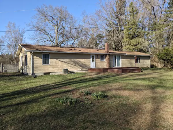 Fennville, MI 49408,5856 124th Avenue