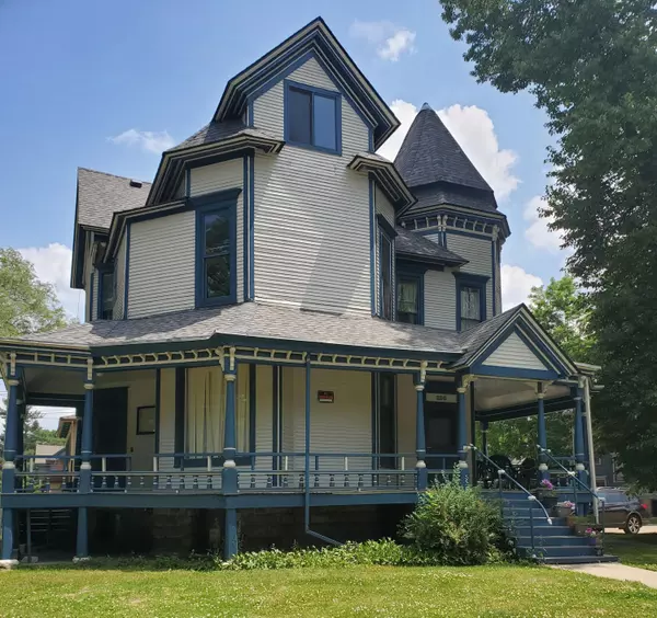 Kalamazoo, MI 49007,324/316 Stuart