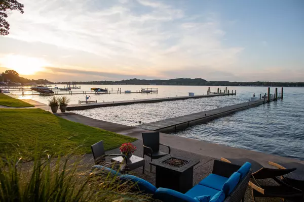 Holland, MI 49423,1761 South Shore Drive