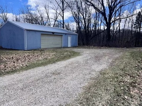 Marcellus, MI 49067,14415 Loveridge Street