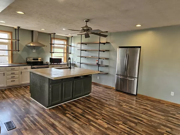 Berrien Springs, MI 49103,1046 E Hinchman Road