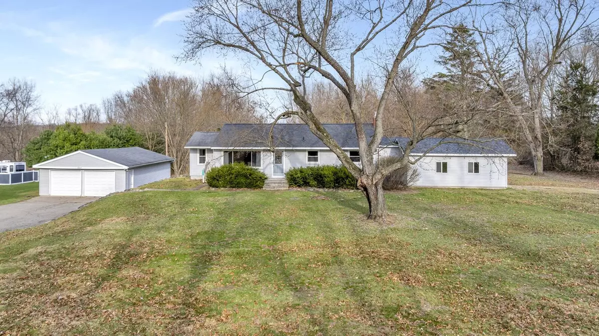 Munith, MI 49259,8447 Dunn Road